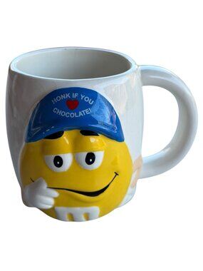 Galerie TM & Mars Yellow M&M Honk If You Love Chocolate 22 oz. Ceramic Mug 4"H